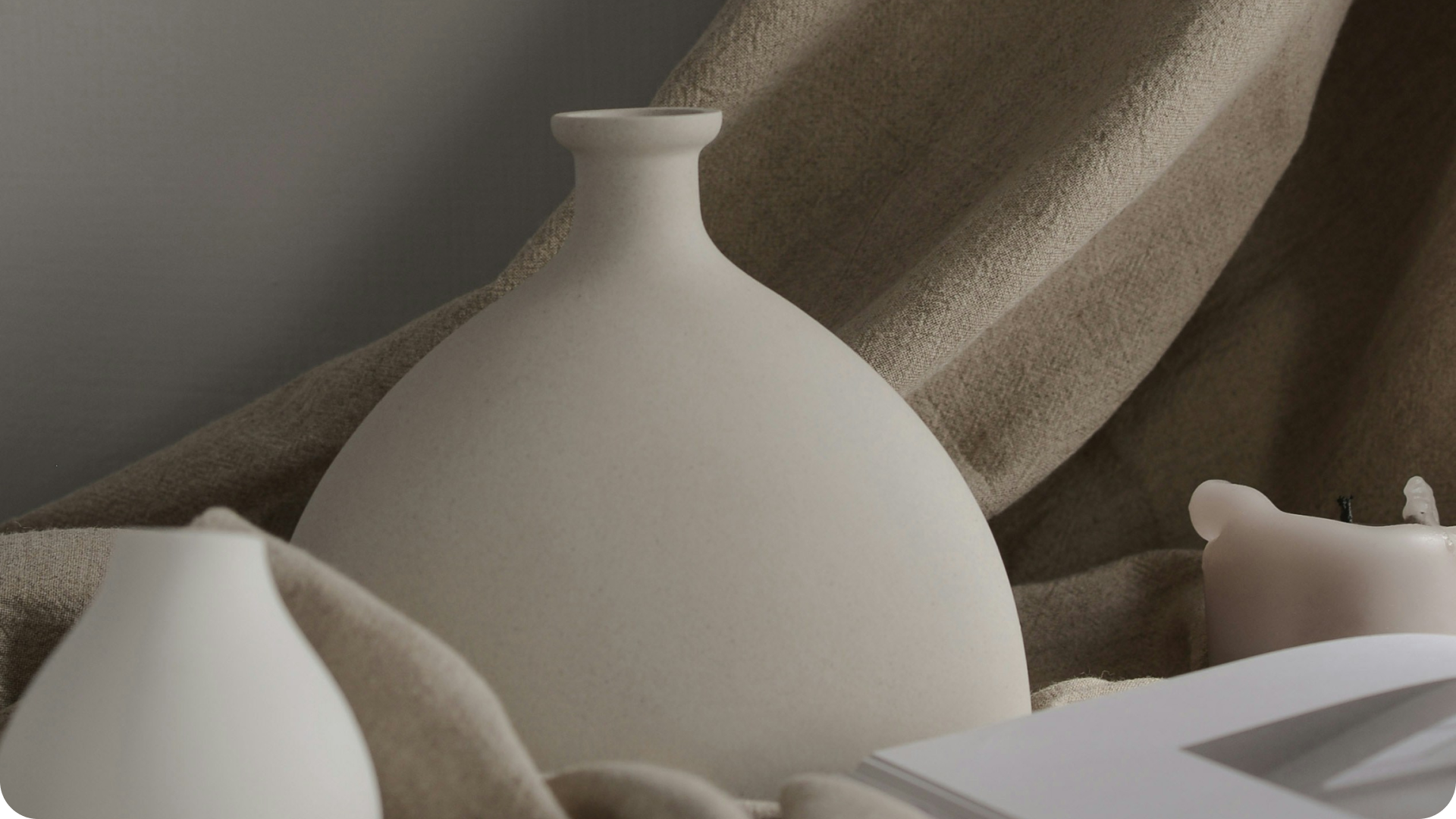 あなただけの美を創造するManonオリジナルデザインで自分だけのスタイルを。